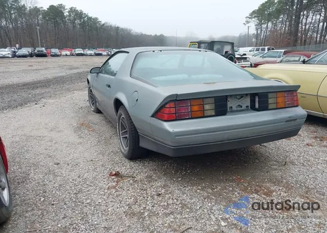 1985 Chevrolet Camaro из США, поврежденный, VIN 1G1FP87HXFL442512